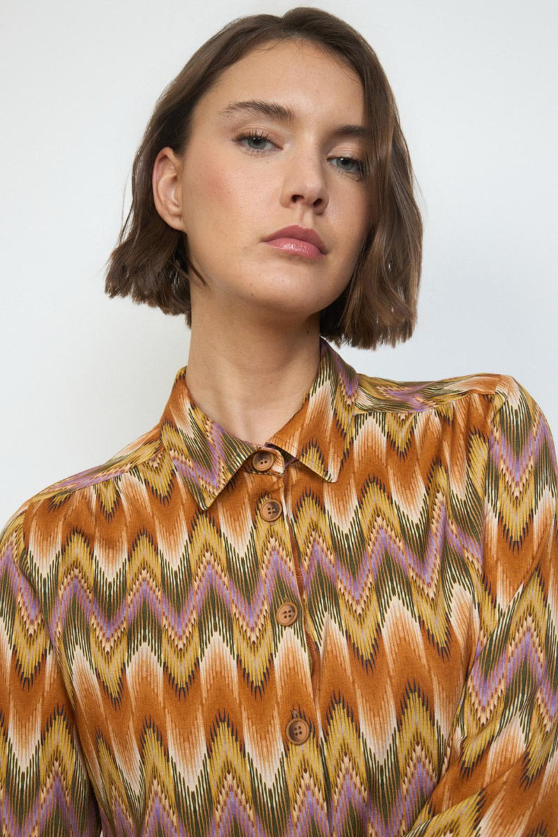 CAMISA TINTA / WOMAN SHIRT