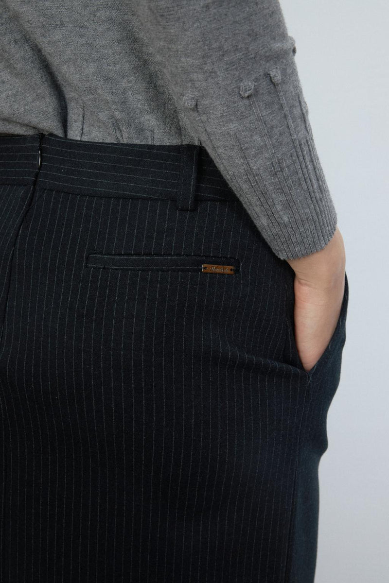 FALDA BARILOCHE / WOMAN SKIRT