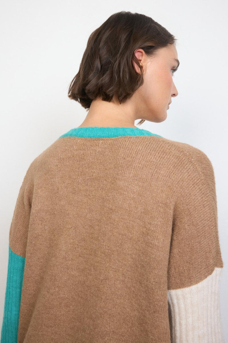 PUNTO TINTA / WOMAN KNITWEAR