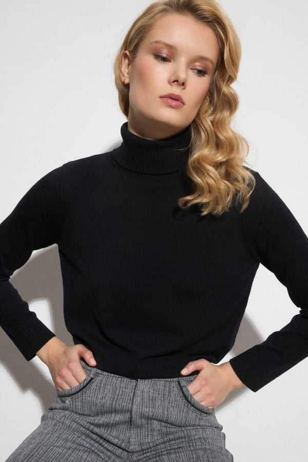 PUNTO BARILOCHE / WOMAN KNITWEAR