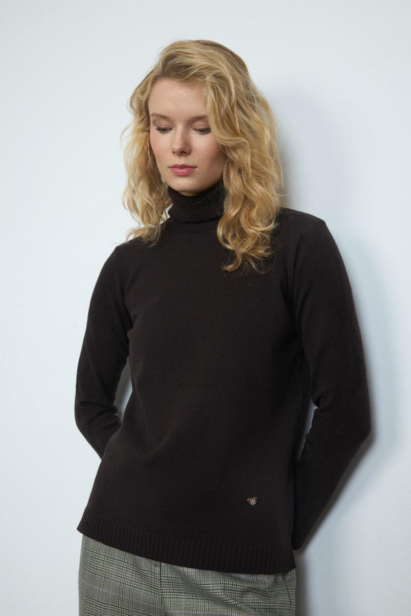 PUNTO BARILOCHE / WOMAN KNITWEAR