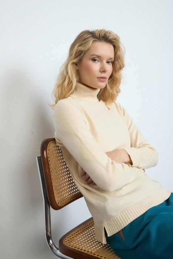 PUNTO BARILOCHE / WOMAN KNITWEAR