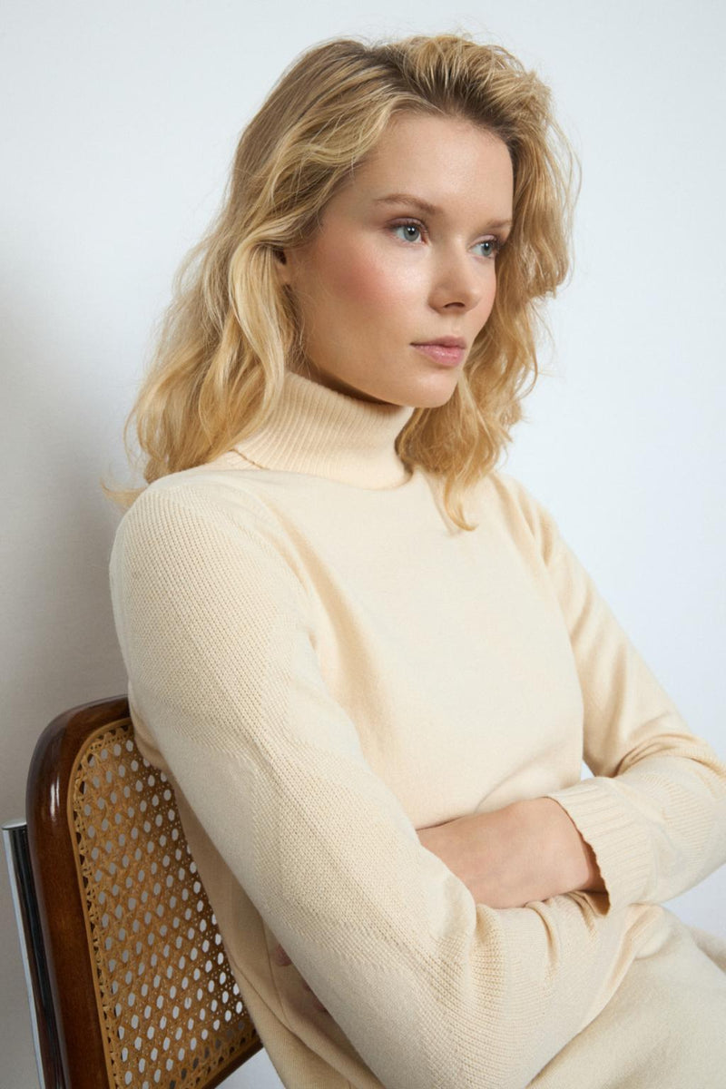 PUNTO BARILOCHE / WOMAN KNITWEAR