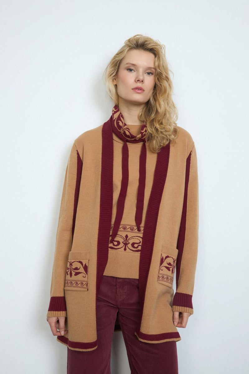 PUNTO CHAQUETA BARILOCHE / WOMAN KNITWEAR