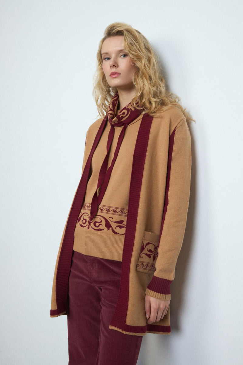 PUNTO CHAQUETA BARILOCHE / WOMAN KNITWEAR