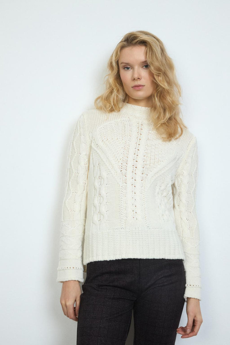 PUNTO BARILOCHE / WOMAN KNITWEAR