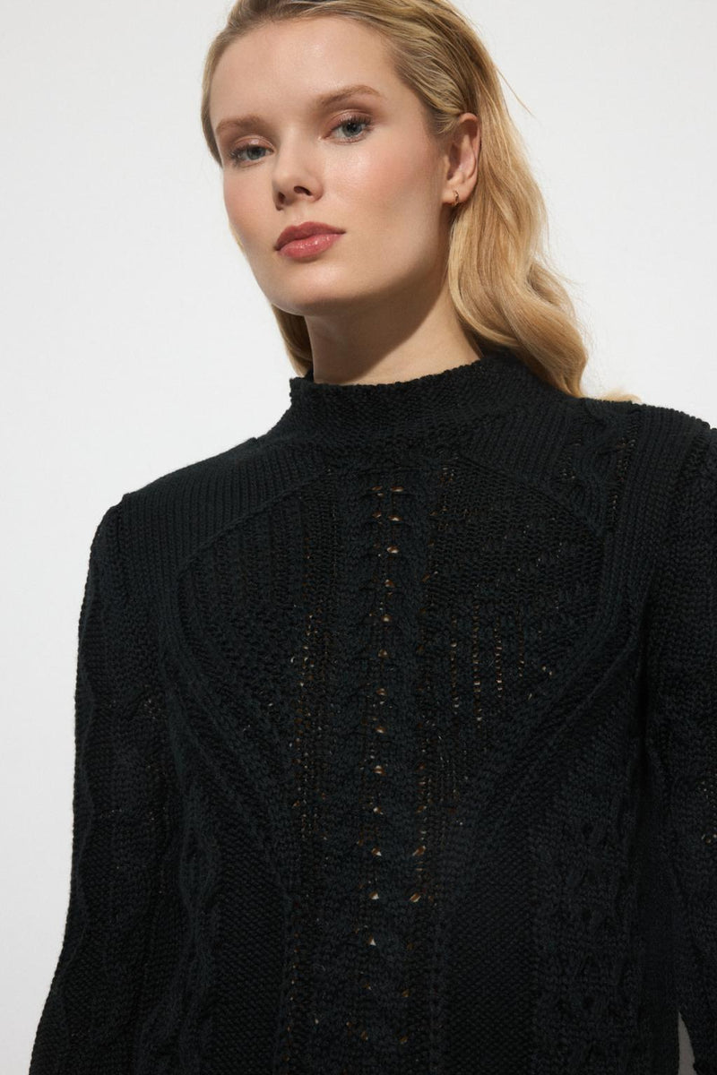 PUNTO BARILOCHE / WOMAN KNITWEAR