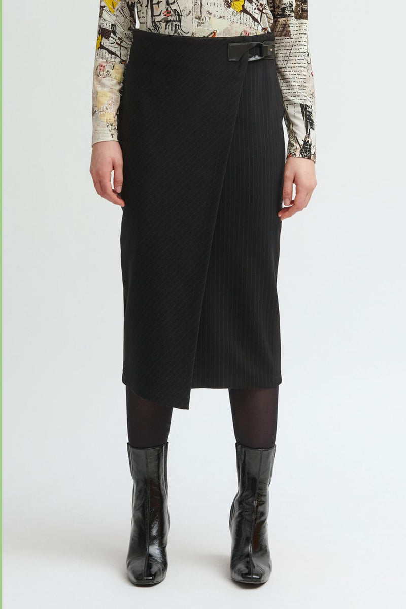 FALDA TINTA / WOMAN SKIRT