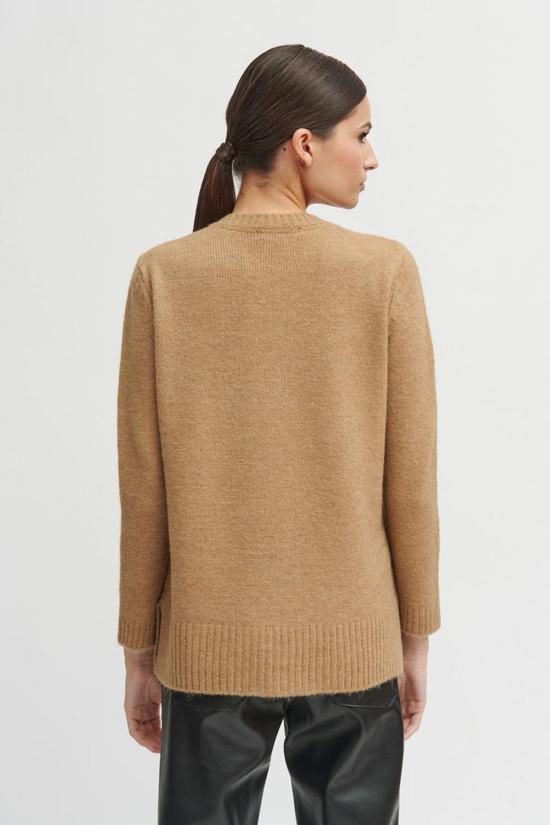 PUNTO BARILOCHE / WOMAN KNITWEAR